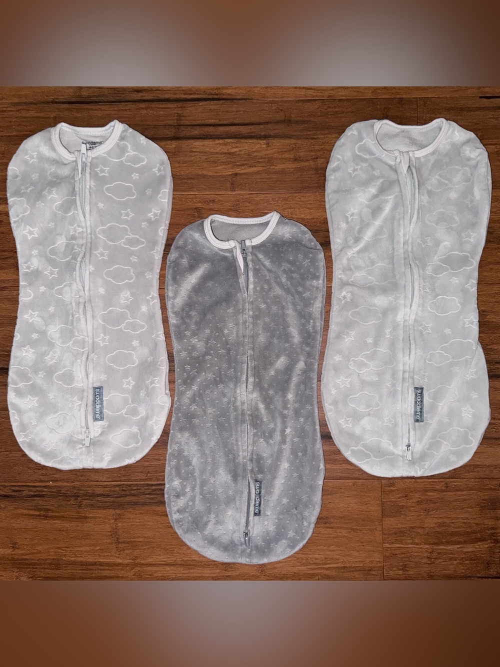 SwaddleMe by Ingenuity Pod Swaddle Wraps in Velboa- Clouds & Stars